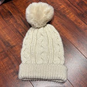 Abercrombie and Fitch knit pom beanie